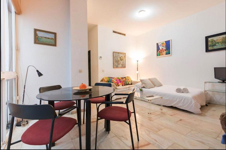Pavia Central Suite By Valcambre เซบีญา ภายนอก รูปภาพ
