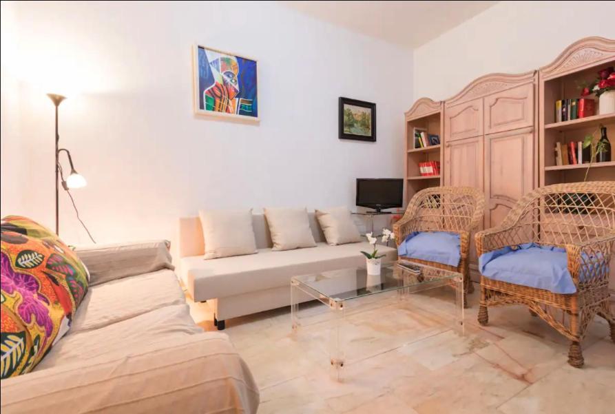 Pavia Central Suite By Valcambre เซบีญา ภายนอก รูปภาพ
